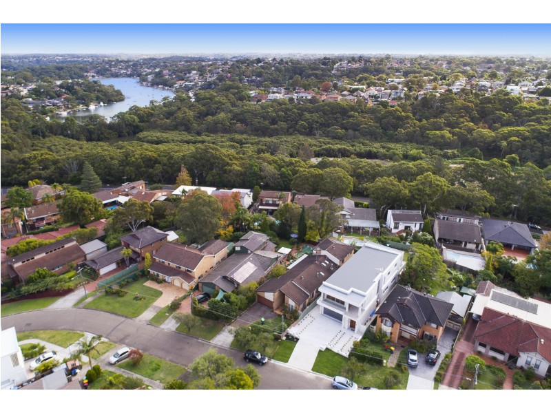 51 Homedale Crescent, Connells Point NSW 2221