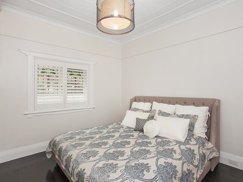 15 The Esplanade, South Hurstville NSW 2221