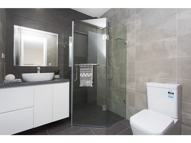 2 Loader Avenue, Beverly Hills NSW 2209