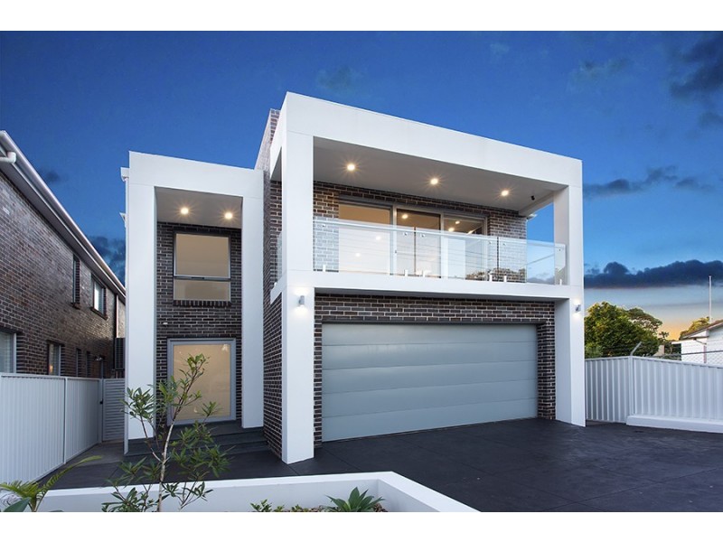 2 Loader Avenue, Beverly Hills NSW 2209