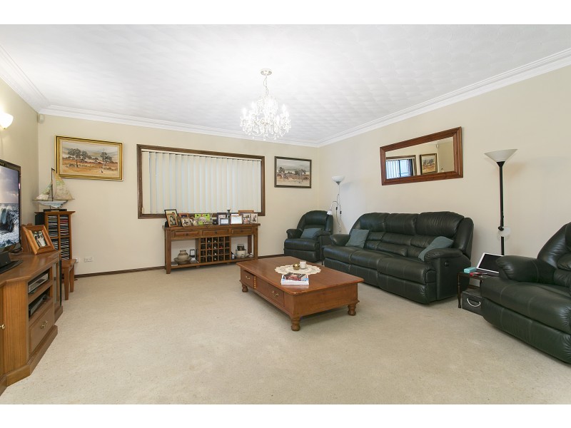 8 Barwon Road, Mortdale NSW 2223