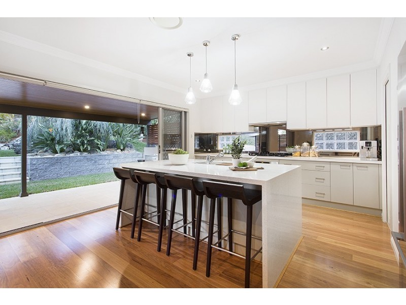 10 Riversdale Avenue, Connells Point NSW 2221