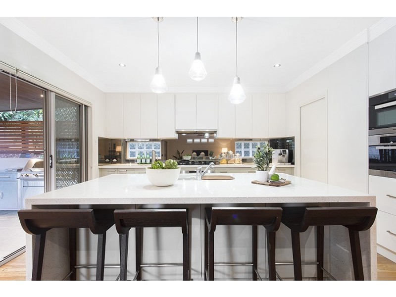 10 Riversdale Avenue, Connells Point NSW 2221