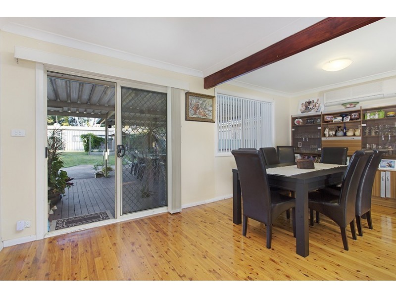 Lugarno NSW 2210