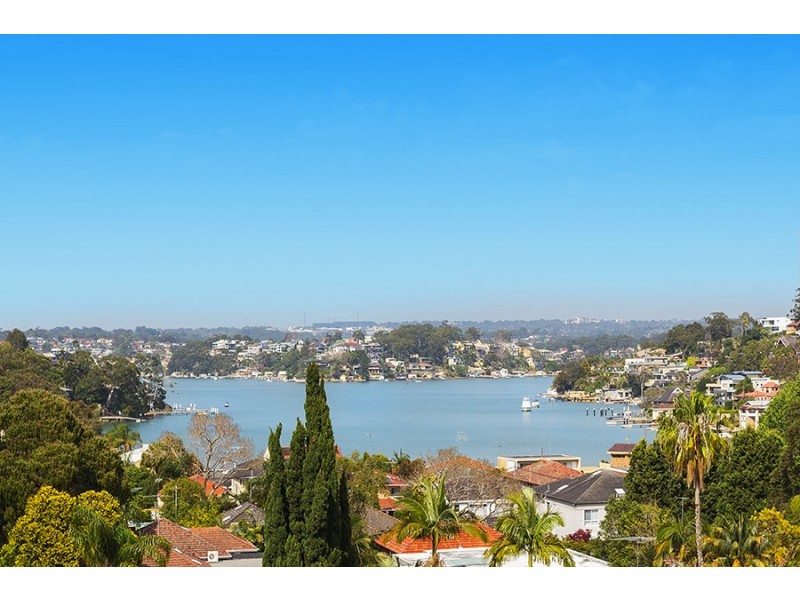 4 Waratah Street, Blakehurst NSW 2221