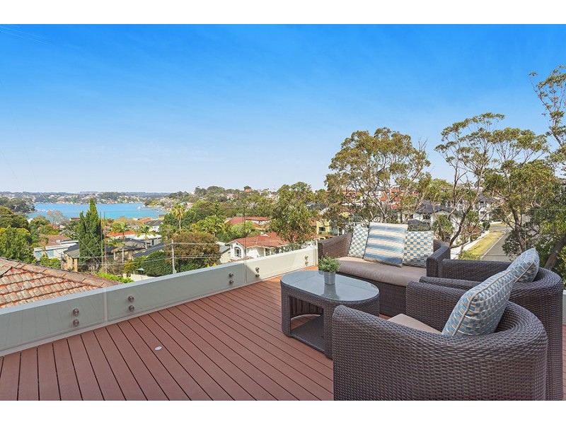 4 Waratah Street, Blakehurst NSW 2221