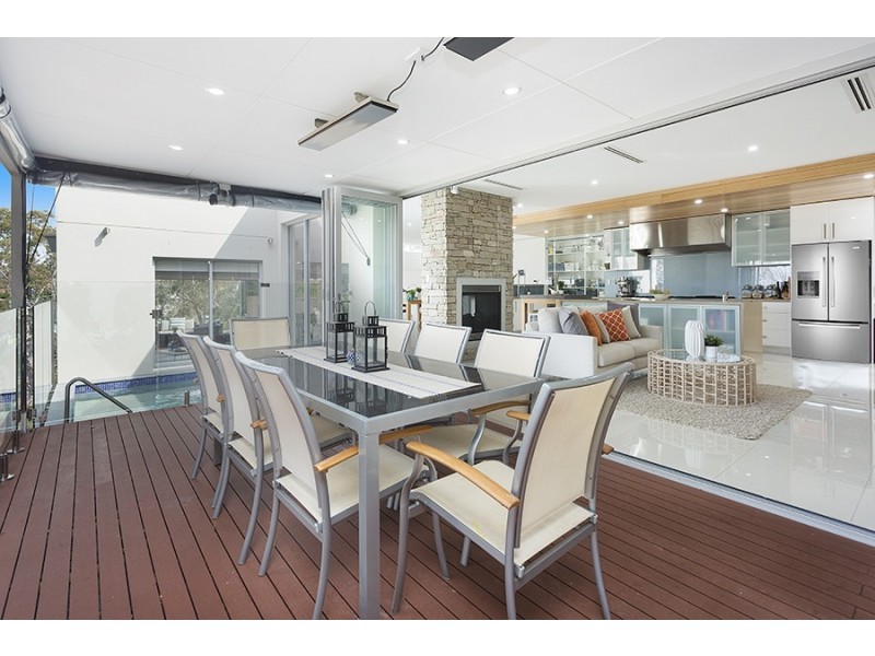 4 Waratah Street, Blakehurst NSW 2221