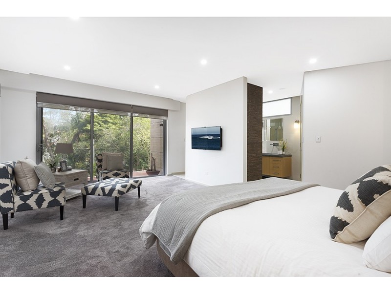 4 Waratah Street, Blakehurst NSW 2221