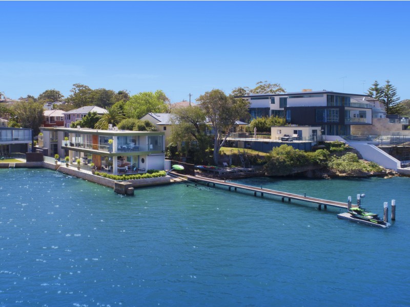 210 Terry Street, Connells Point NSW 2221