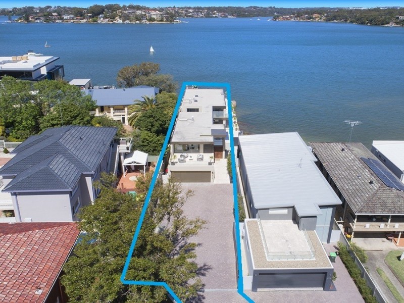 210 Terry Street, Connells Point NSW 2221