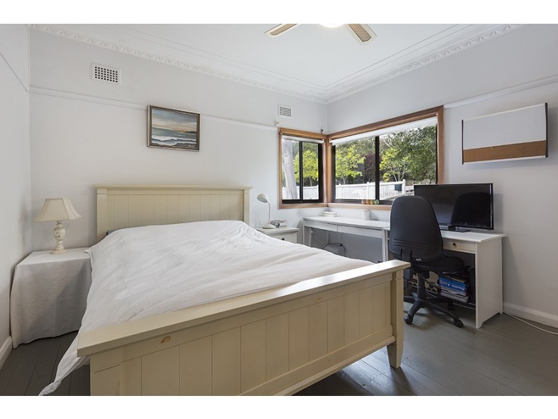 20 & 22 Oatley Parade, Oatley NSW 2223