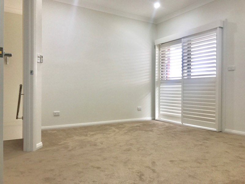 8A Clarke Street, Peakhurst NSW 2210