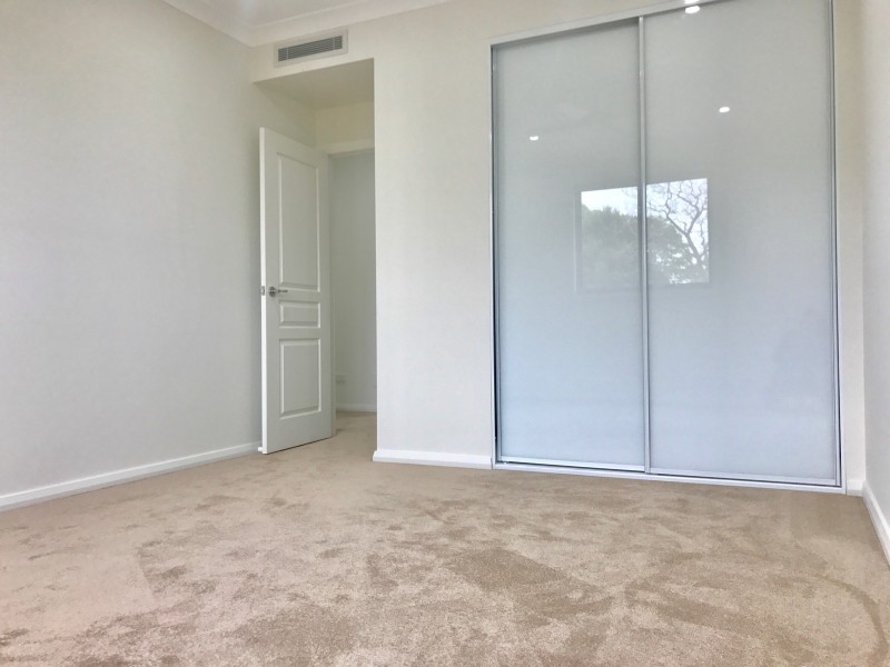 8A Clarke Street, Peakhurst NSW 2210