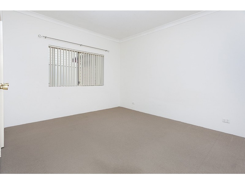 2/2A Faye Avenue, Blakehurst NSW 2221