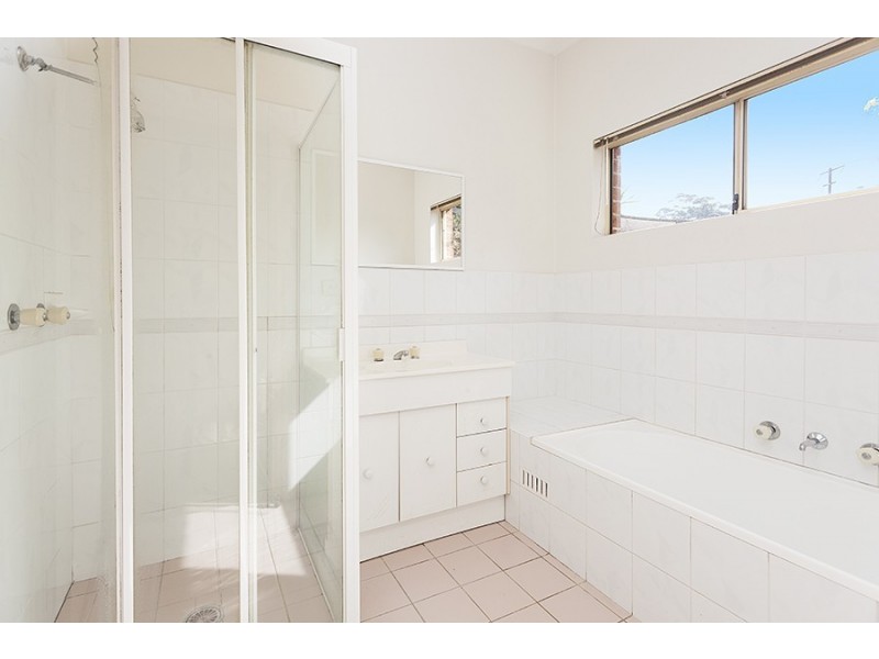 2/2A Faye Avenue, Blakehurst NSW 2221