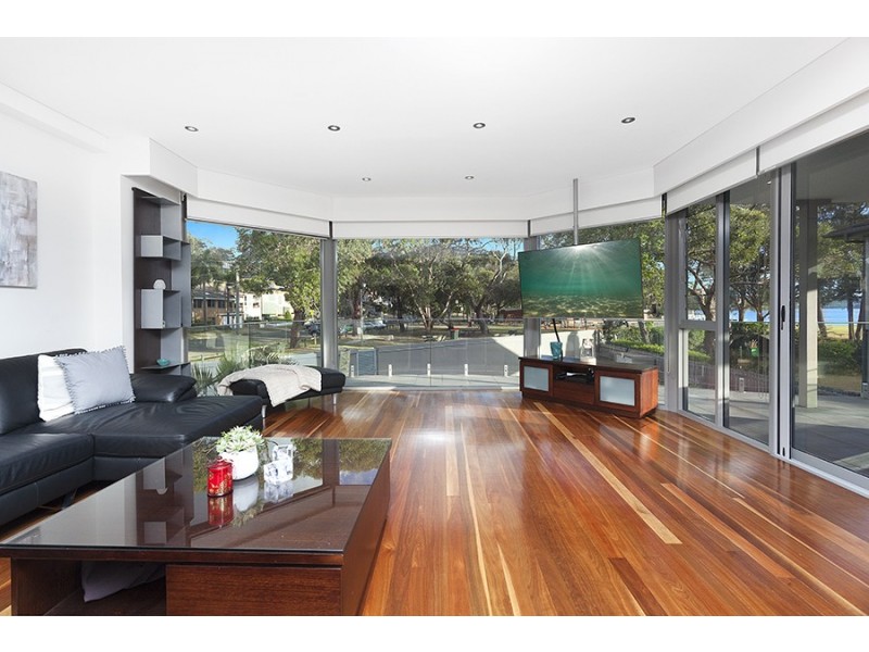 3 Loch Maree Crescent, Connells Point NSW 2221