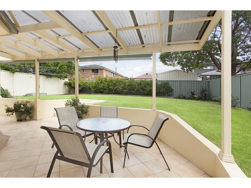 14 Barwon Road, Mortdale NSW 2223