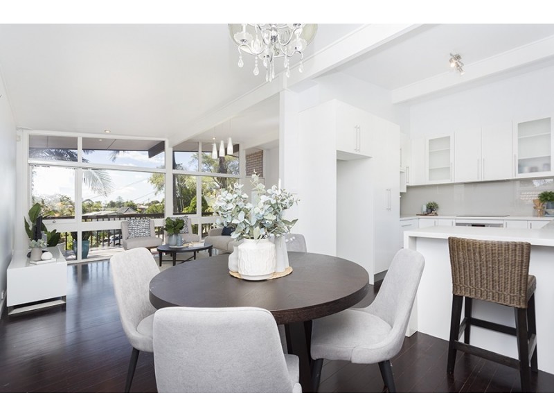 1 Robyn Street, Peakhurst Heights NSW 2210