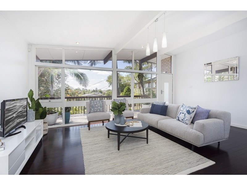 1 Robyn Street, Peakhurst Heights NSW 2210