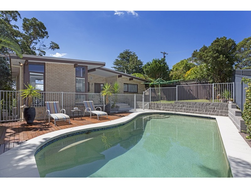 1 Robyn Street, Peakhurst Heights NSW 2210