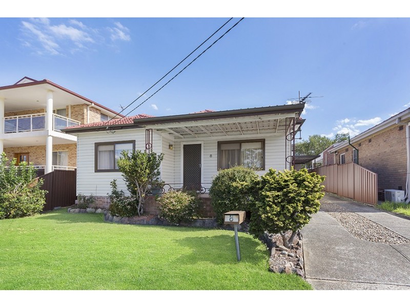 8 Berrille Road, Narwee NSW 2209