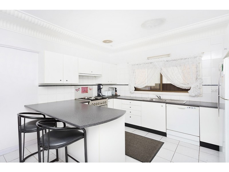 8 Berrille Road, Narwee NSW 2209