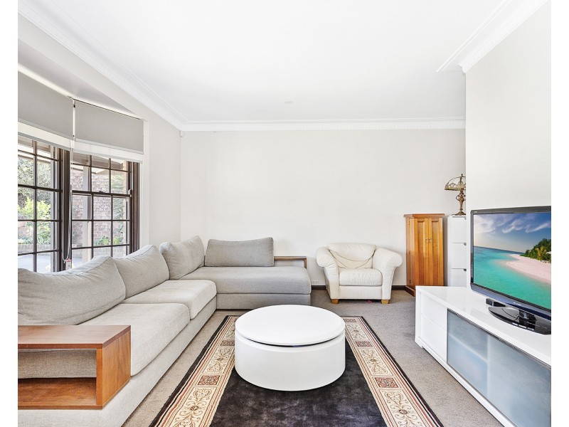 146 Kyle Parade, Kyle Bay NSW 2221