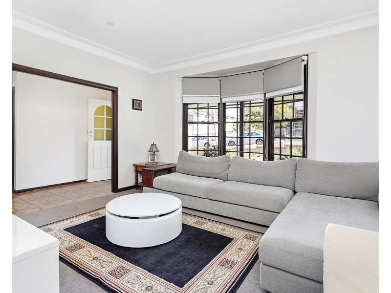 146 Kyle Parade, Kyle Bay NSW 2221