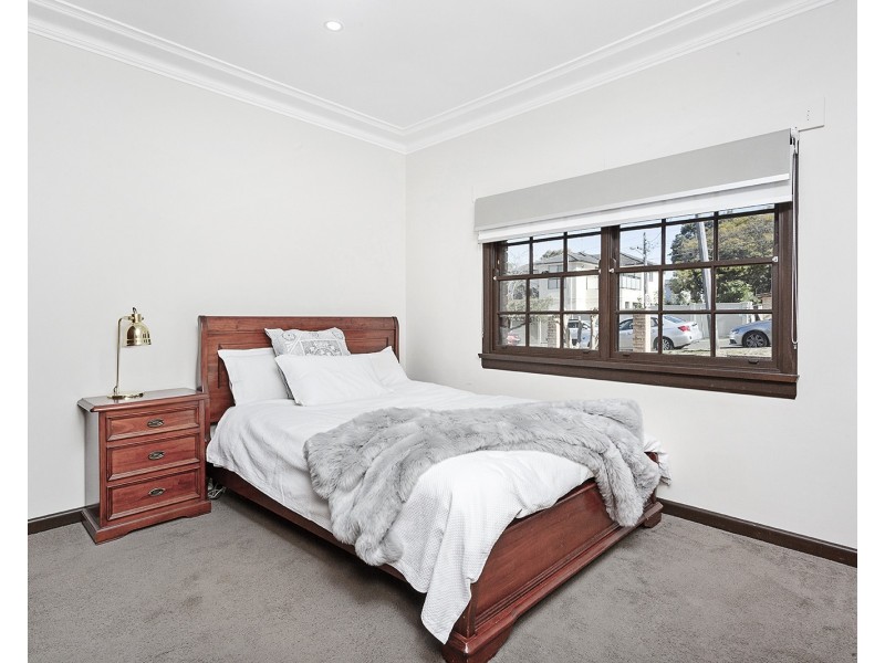 146 Kyle Parade, Kyle Bay NSW 2221
