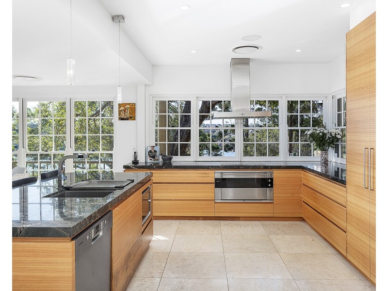 31-33 Pleasant Way, Blakehurst NSW 2221