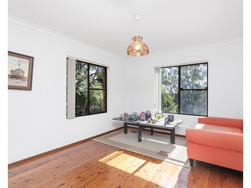 12 Tallowwood Avenue, Lugarno NSW 2210