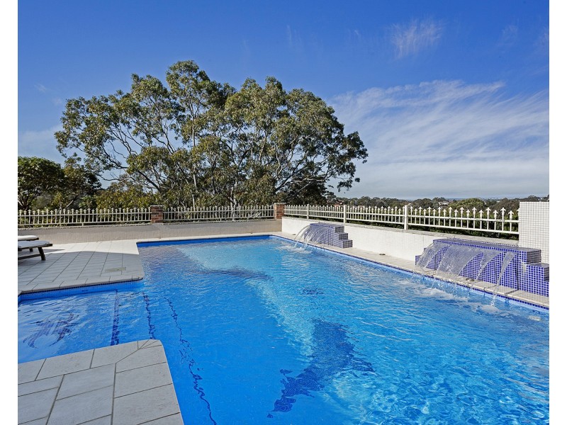 18 Prairievale Road, South Hurstville NSW 2221