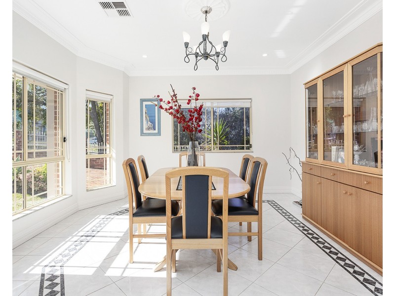 18 Prairievale Road, South Hurstville NSW 2221