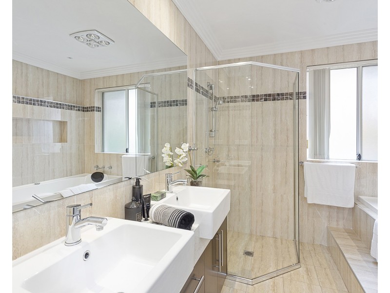 17 Oberon Street, Blakehurst NSW 2221