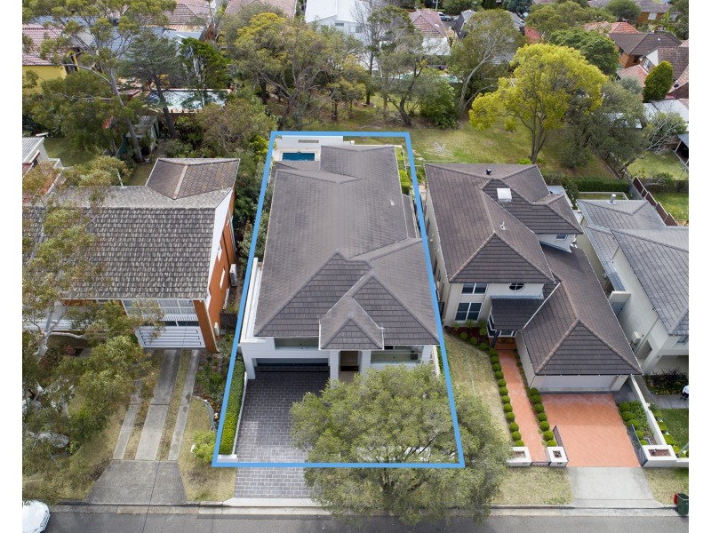 17 Oberon Street, Blakehurst NSW 2221
