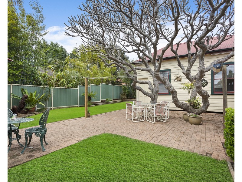 70 Villiers Avenue, Mortdale NSW 2223