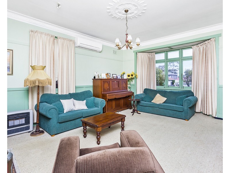 70 Villiers Avenue, Mortdale NSW 2223