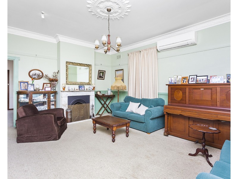 70 Villiers Avenue, Mortdale NSW 2223