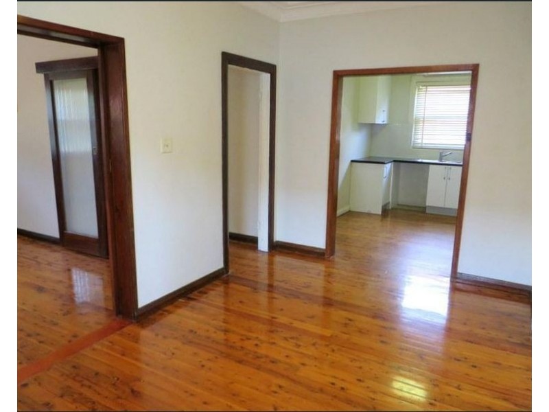 4 Lloyd Street, Oatley NSW 2223