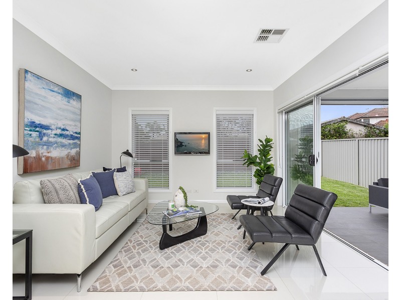 12 Sandakan Road, Revesby Heights NSW 2212