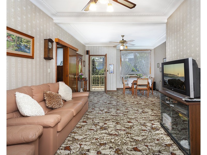 3 Basil Street, Riverwood NSW 2210