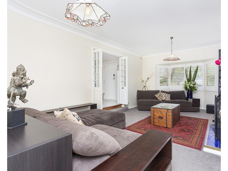 29 Beale Crescent, Peakhurst NSW 2210