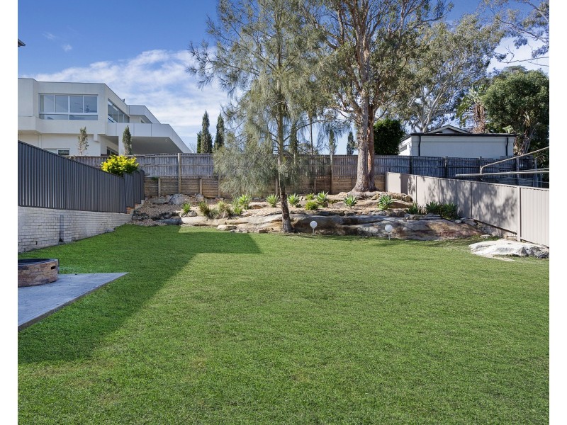 146 Kyle Parade, Kyle Bay NSW 2221