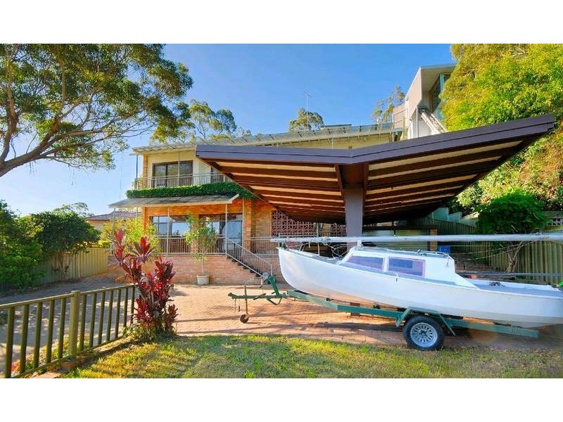 18 Kims Avenue, Lugarno NSW 2210