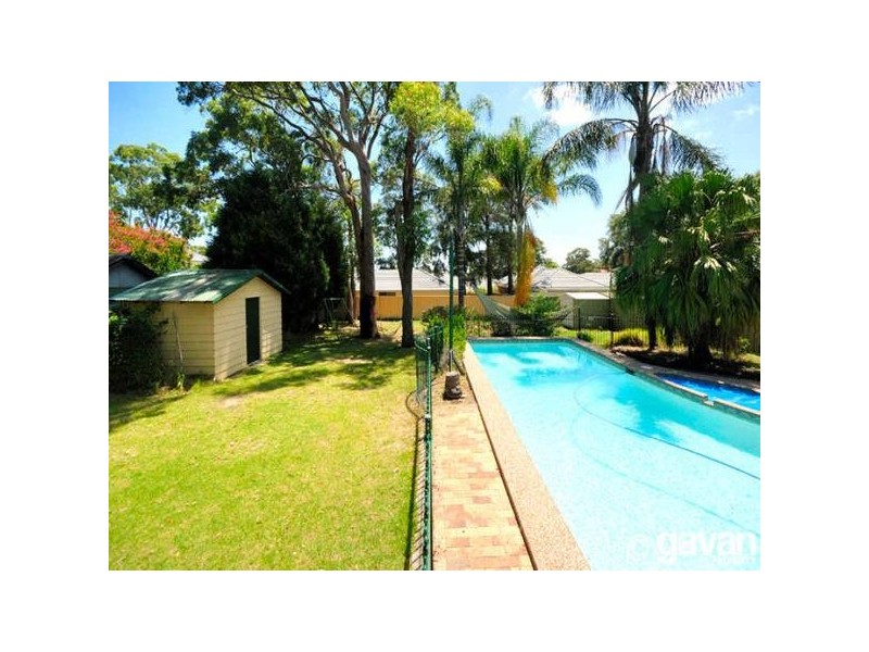 60 Park St, Peakhurst NSW 2210