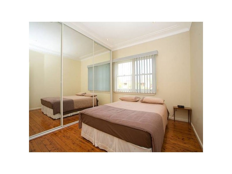 19 Carrington Avenue, Mortdale NSW 2223