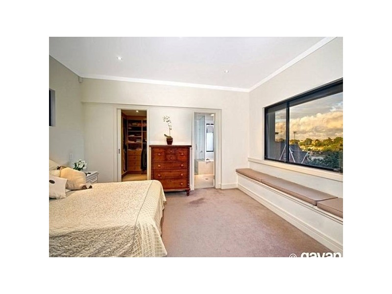 93 Kyle Parade, Kyle Bay NSW 2221