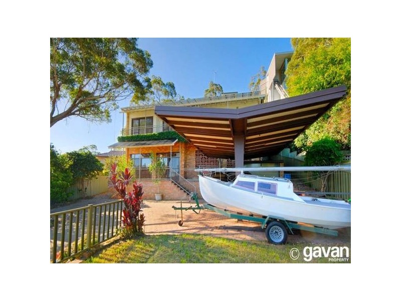 18 Kims Ave, Lugarno NSW 2210