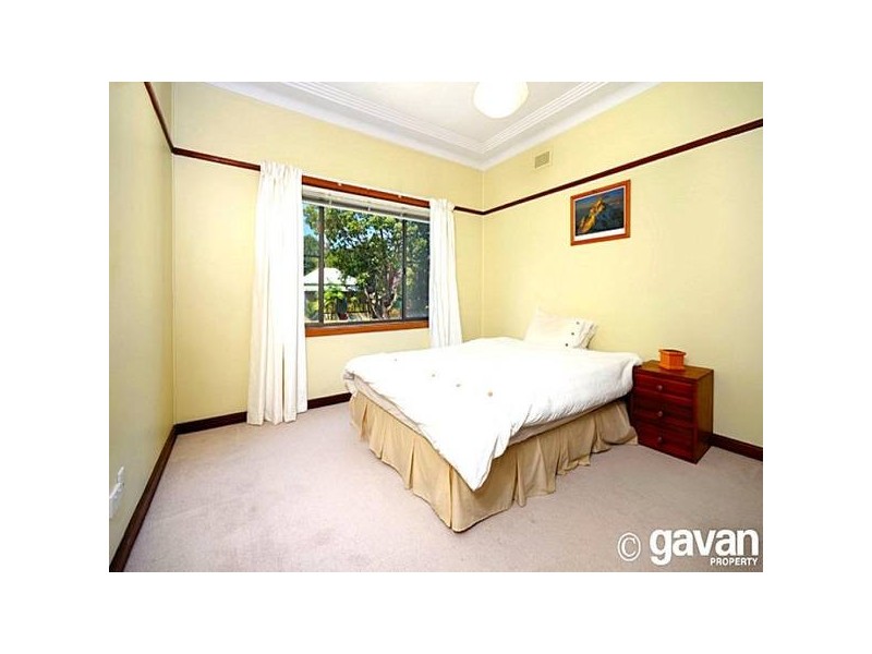 62 Universal Street, Mortdale NSW 2223