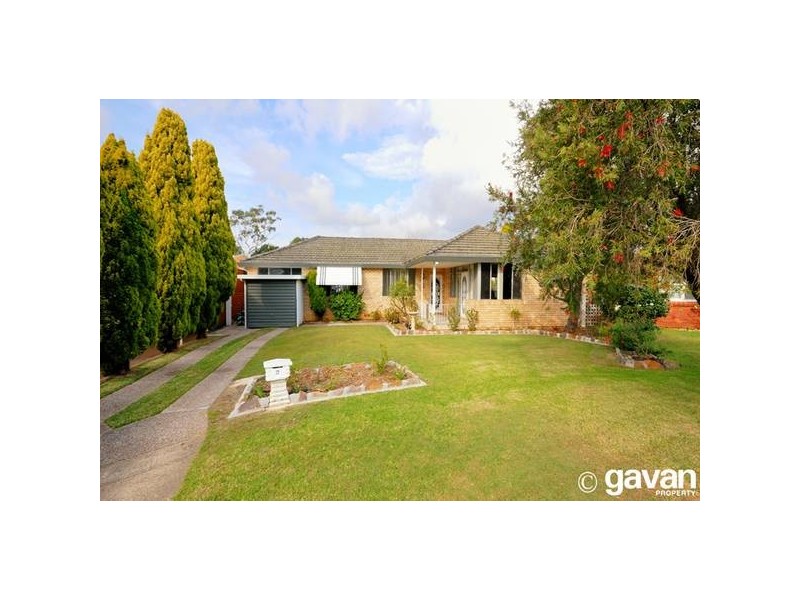 2 Green Place, Peakhurst NSW 2210